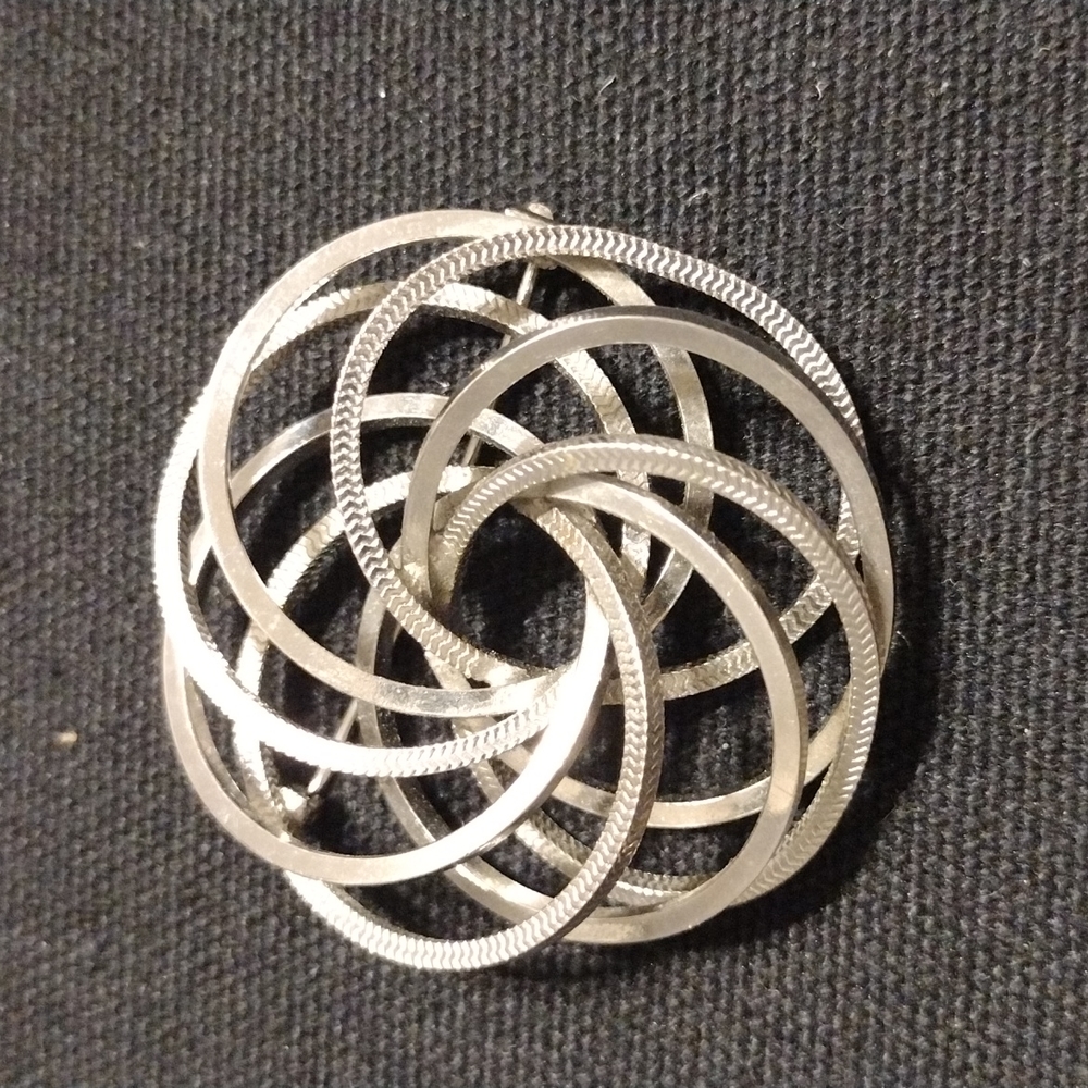 Vintage Silver Tone Round Brooch